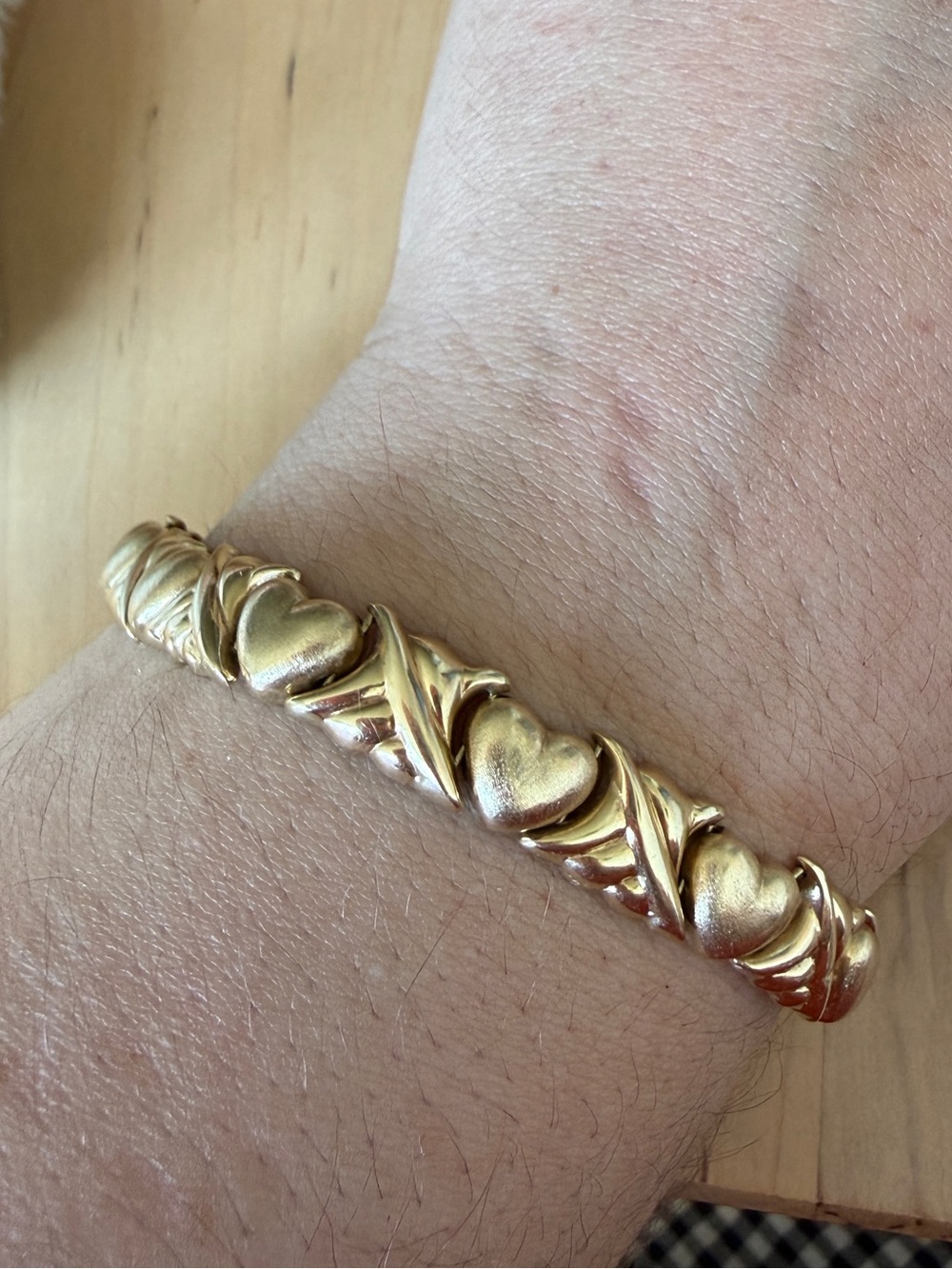 14K Vintage 9mm XO Gold Heart Link Bracelet